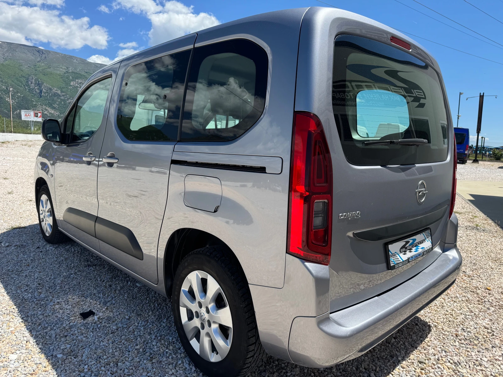 Opel Combo 1.5/Euro6D/Life - изображение 2