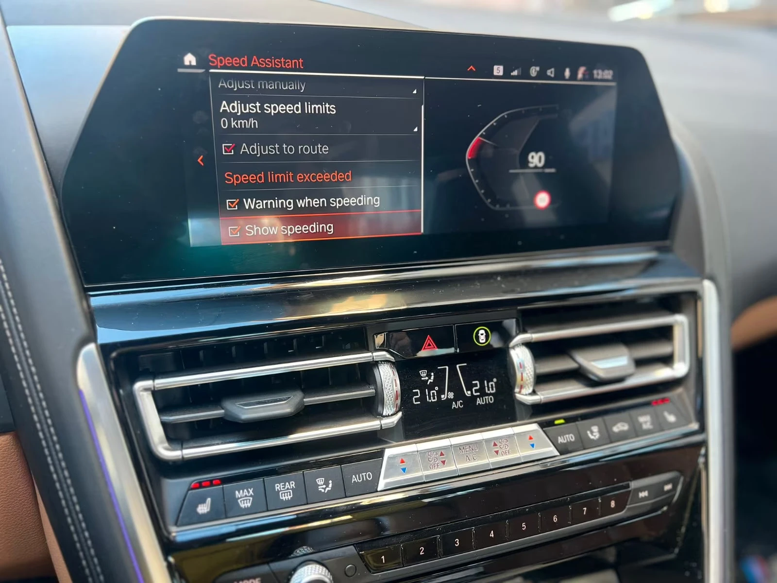 BMW 850 M/XDRIVE/530HP/COUPE/CARPLAY/AMBI/360/KLESS/313f - изображение 10