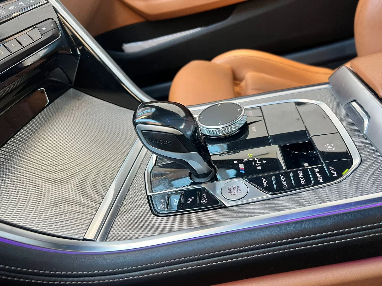 BMW 850 M/XDRIVE/530HP/COUPE/CARPLAY/AMBI/360/KLESS/313f - изображение 9