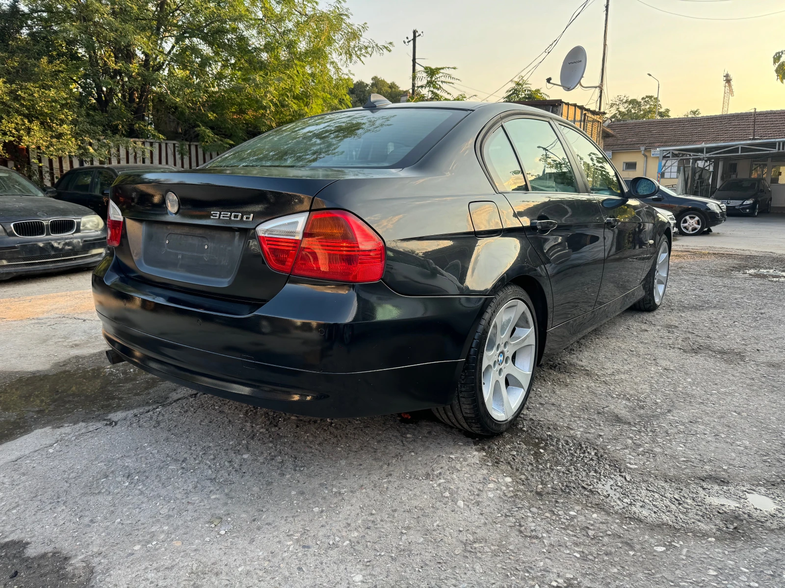 BMW 320 D 163HP AVTOMAT XENON KOJA NAVI KLIMA FUUL 2008G - изображение 6
