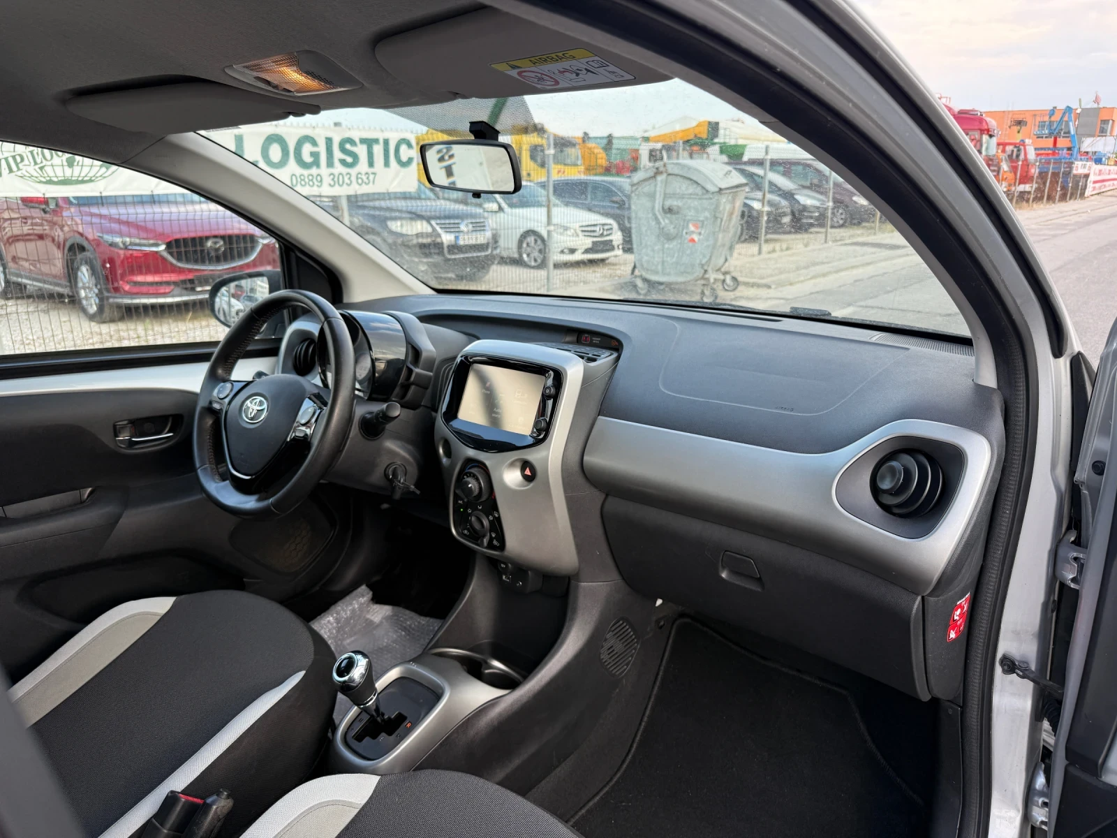 Toyota Aygo 1.0VVT-I* АВТОМАТИК* LED* NAVI* БЕЗУПРЕЧНА* EURO6B - изображение 8
