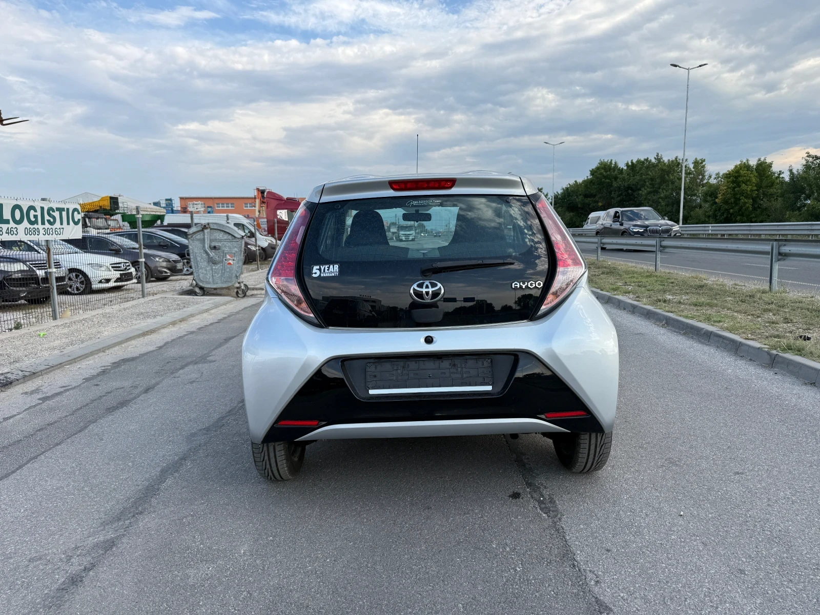 Toyota Aygo 1.0VVT-I* АВТОМАТИК* LED* NAVI* БЕЗУПРЕЧНА* EURO6B - изображение 5