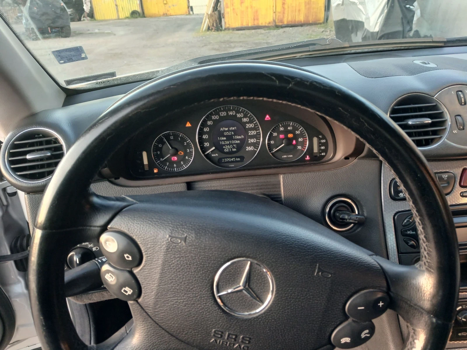 Mercedes-Benz CLK 200 компресор  авангард, снимка 10 - Автомобили и джипове - 53003224