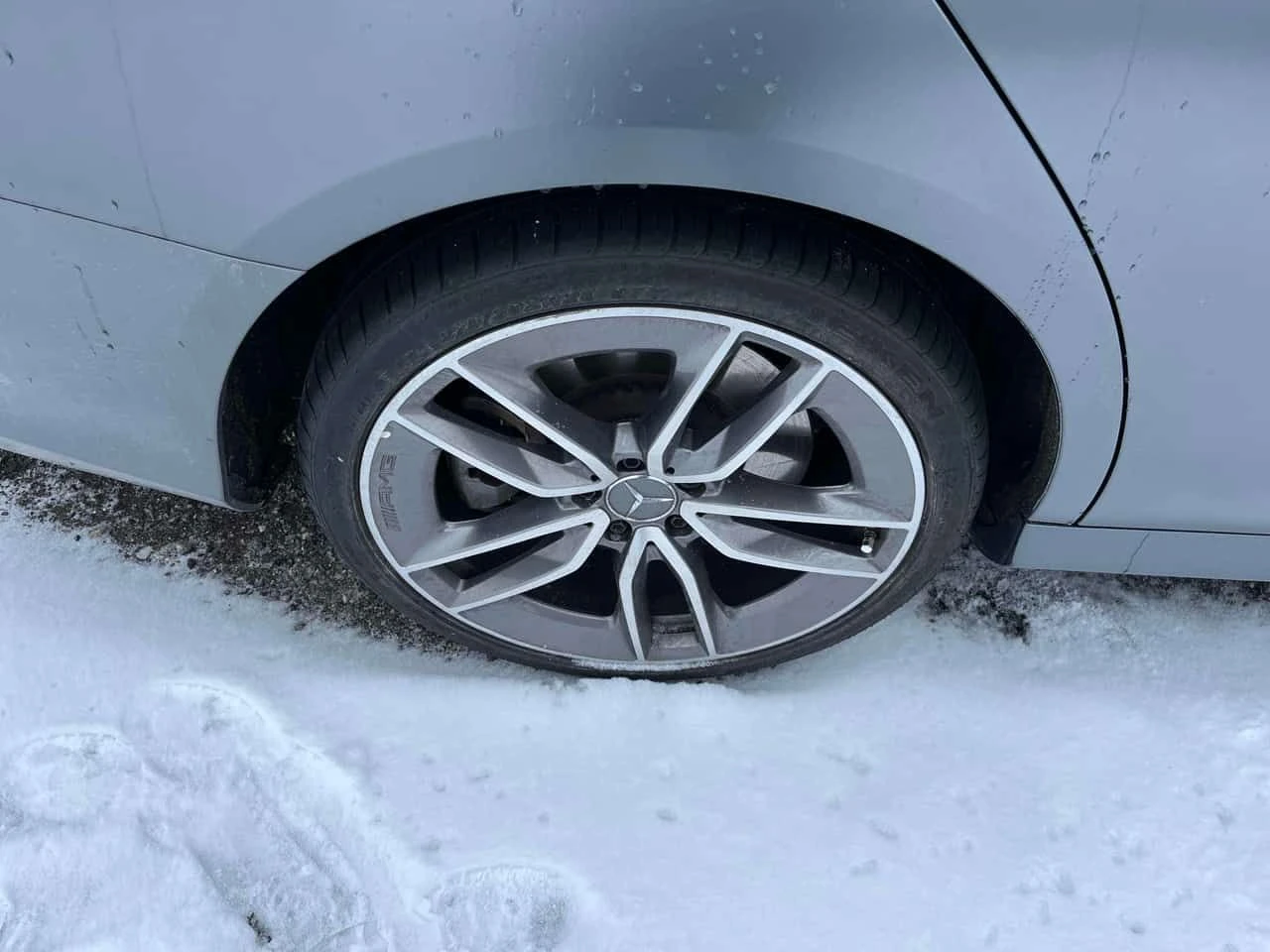 Mercedes-Benz E 53 AMG BURMASTER* ОБДУХВАНЕ* 360 КАМЕРА* ПРЕДСТАВИТЕЛСТВО - изображение 6