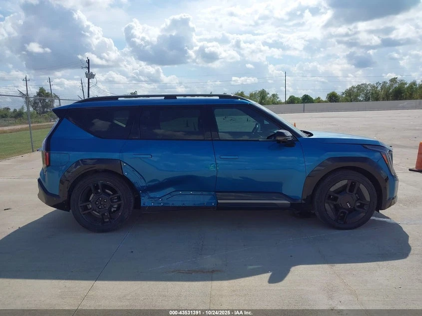 Kia EV9 Gt-Line, снимка 13 - Автомобили и джипове - 53817769