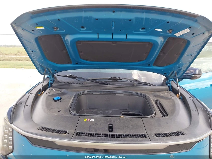 Kia EV9 Gt-Line, снимка 10 - Автомобили и джипове - 53817769