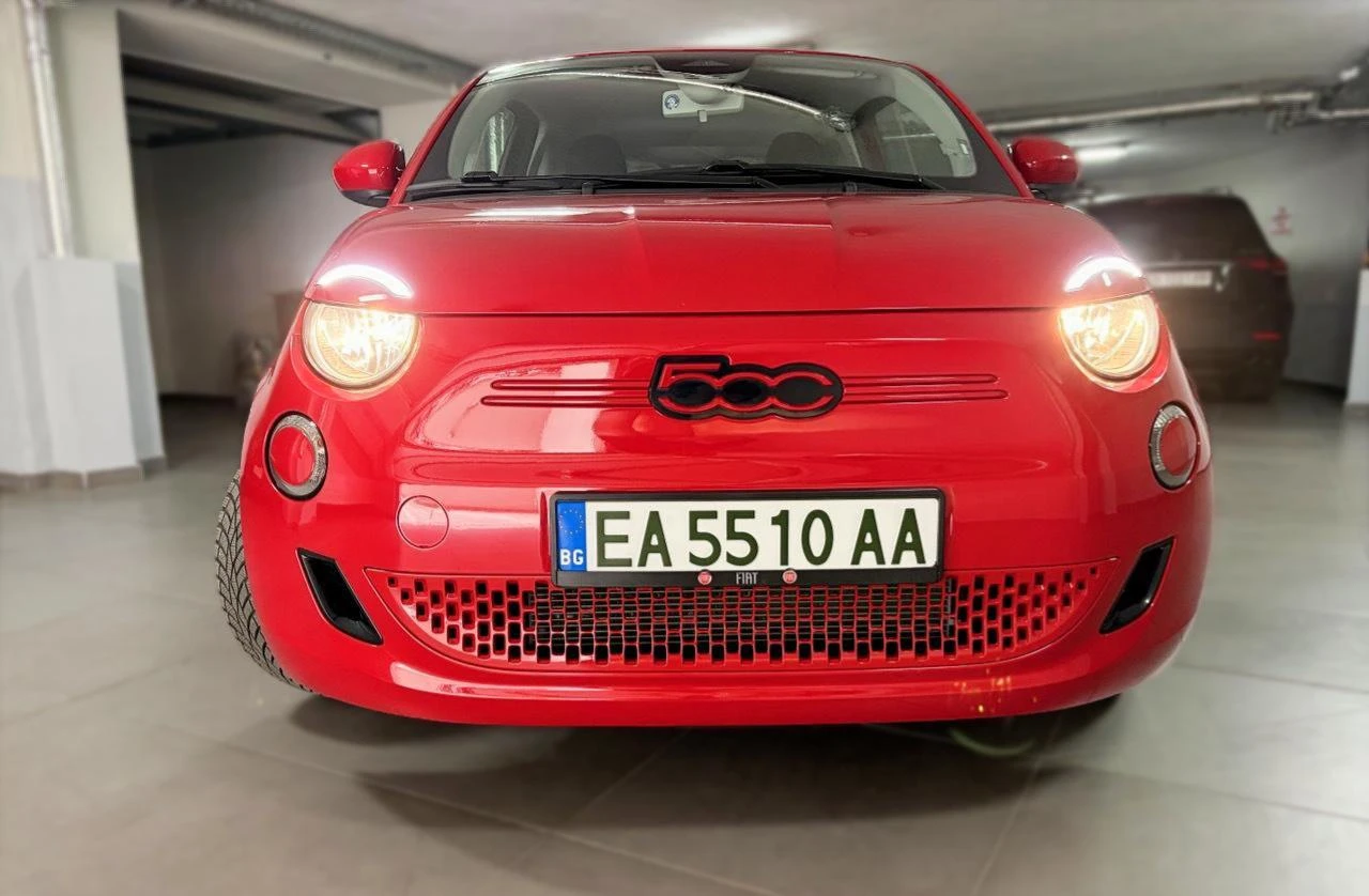 Fiat 500e RED EDITION, снимка 2 - Автомобили и джипове - 53890924