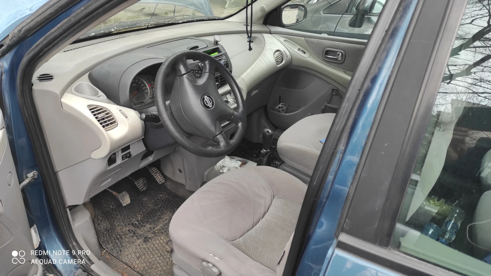 Nissan Almera tino, снимка 5 - Автомобили и джипове - 54007387