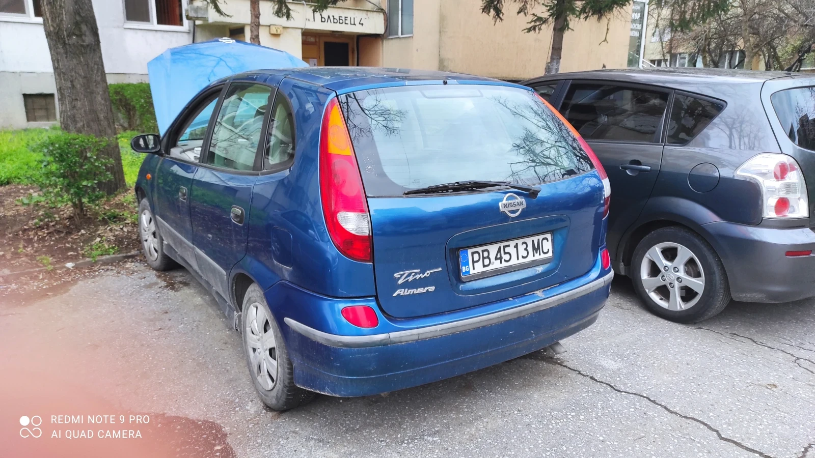 Nissan Almera tino, снимка 7 - Автомобили и джипове - 54007387