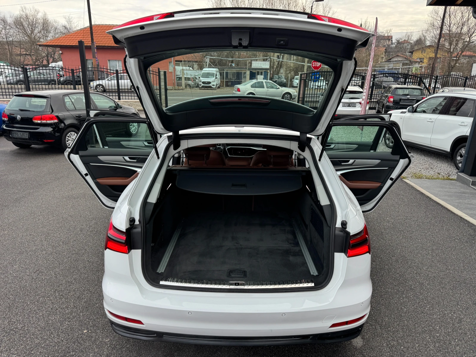 Audi A6 AVANT 2.0 TDI НОВ ВНОС, снимка 14 - Автомобили и джипове - 54308593