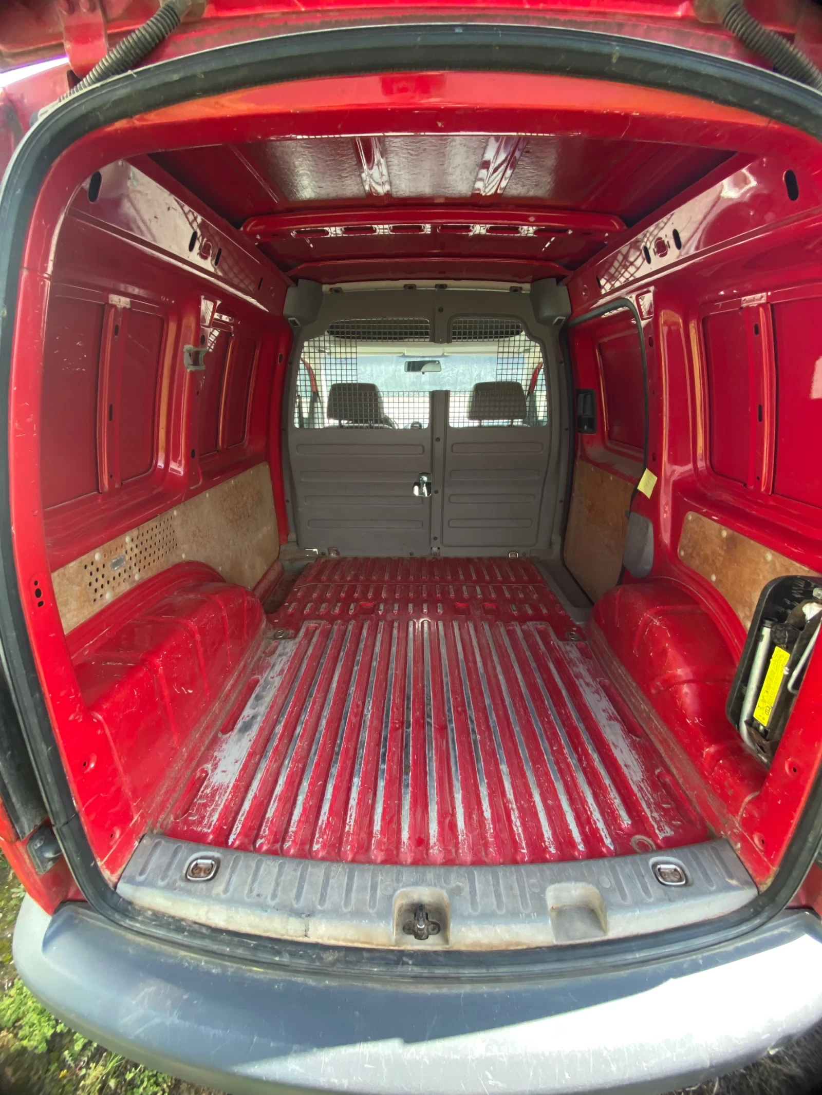 VW Caddy, снимка 3 - Автомобили и джипове - 54490284