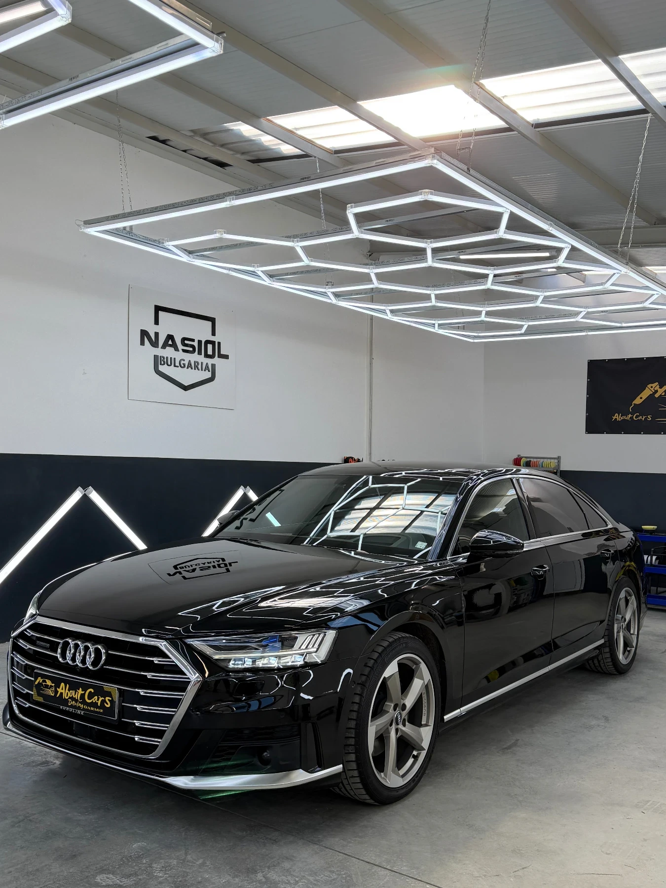Audi A8 50TDI Long MildHybrid Pano , снимка 6 - Автомобили и джипове - 54620469