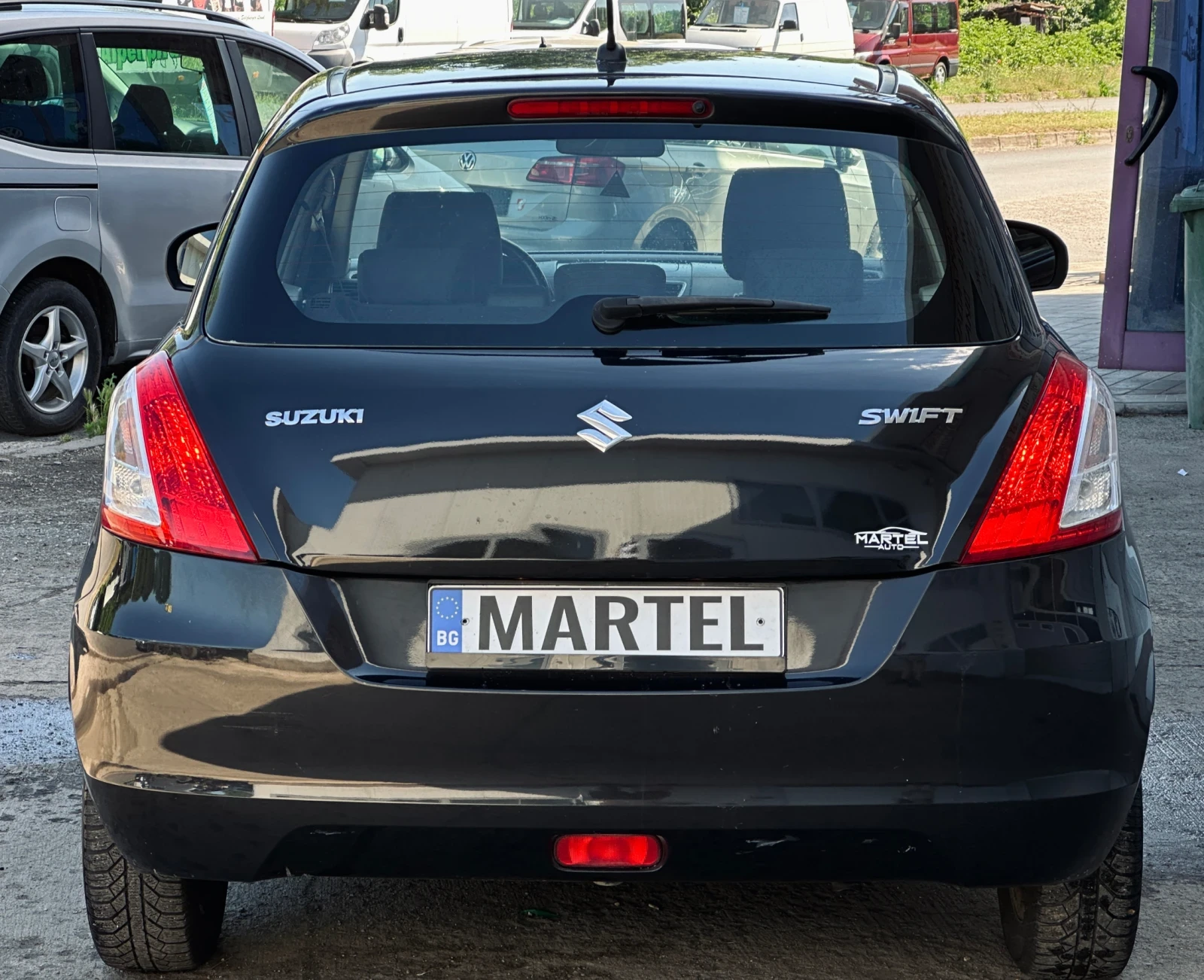 Suzuki Swift 1.2i / КЛИМА, снимка 5 - Автомобили и джипове - 54649918