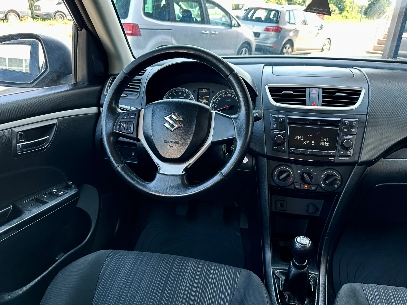 Suzuki Swift 1.2i / КЛИМА, снимка 7 - Автомобили и джипове - 54649918