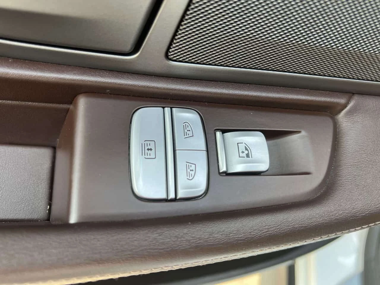 BMW 750 * CARFAX * ���� �� �� | Mobile.bg � ����������� 7
