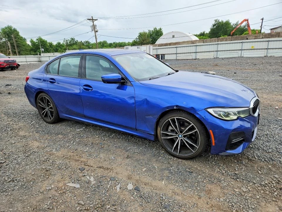 BMW 320, снимка 4 - Автомобили и джипове - 54758179