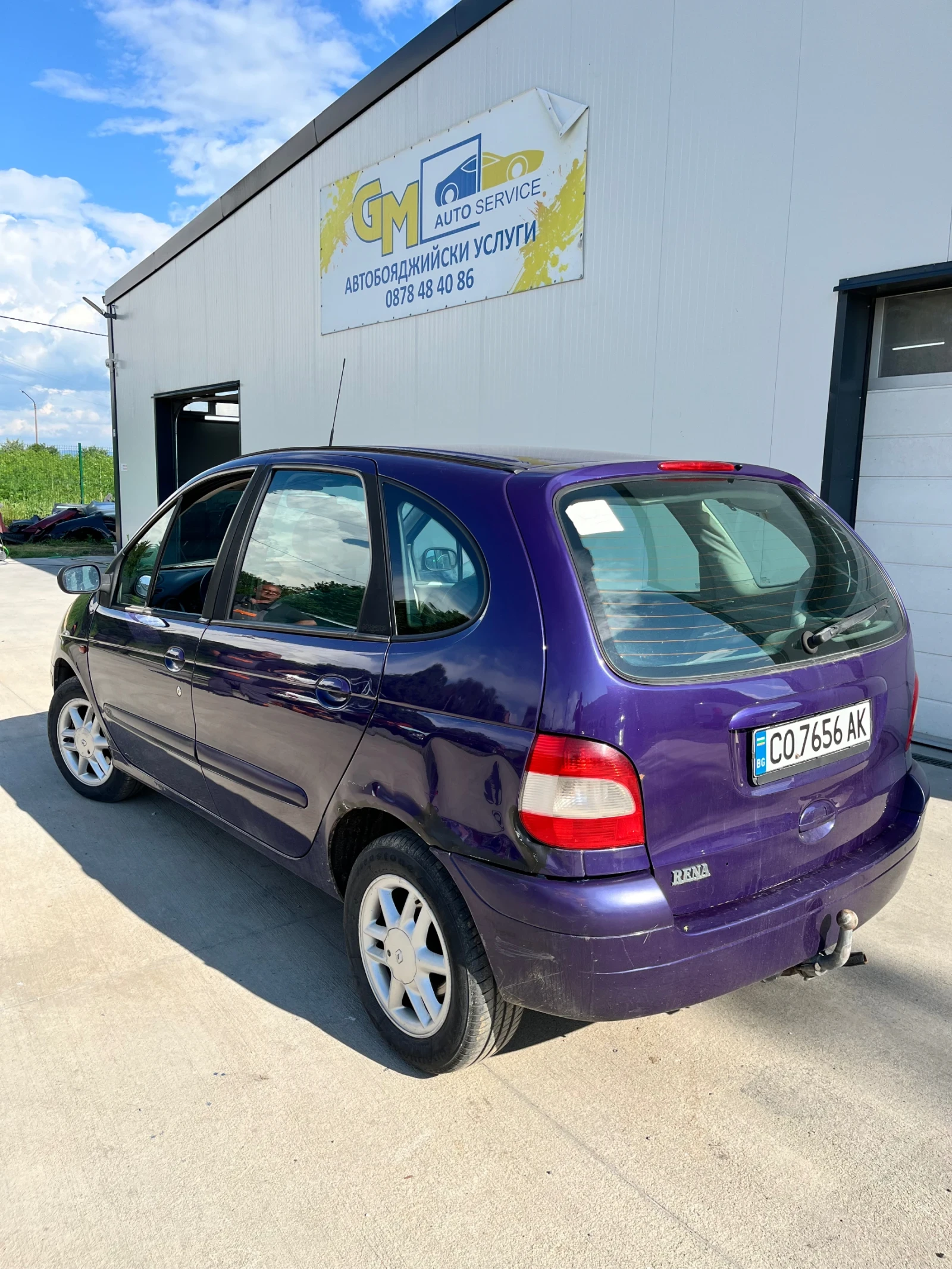 Renault Scenic 1.9 dci, снимка 3 - Автомобили и джипове - 54766508