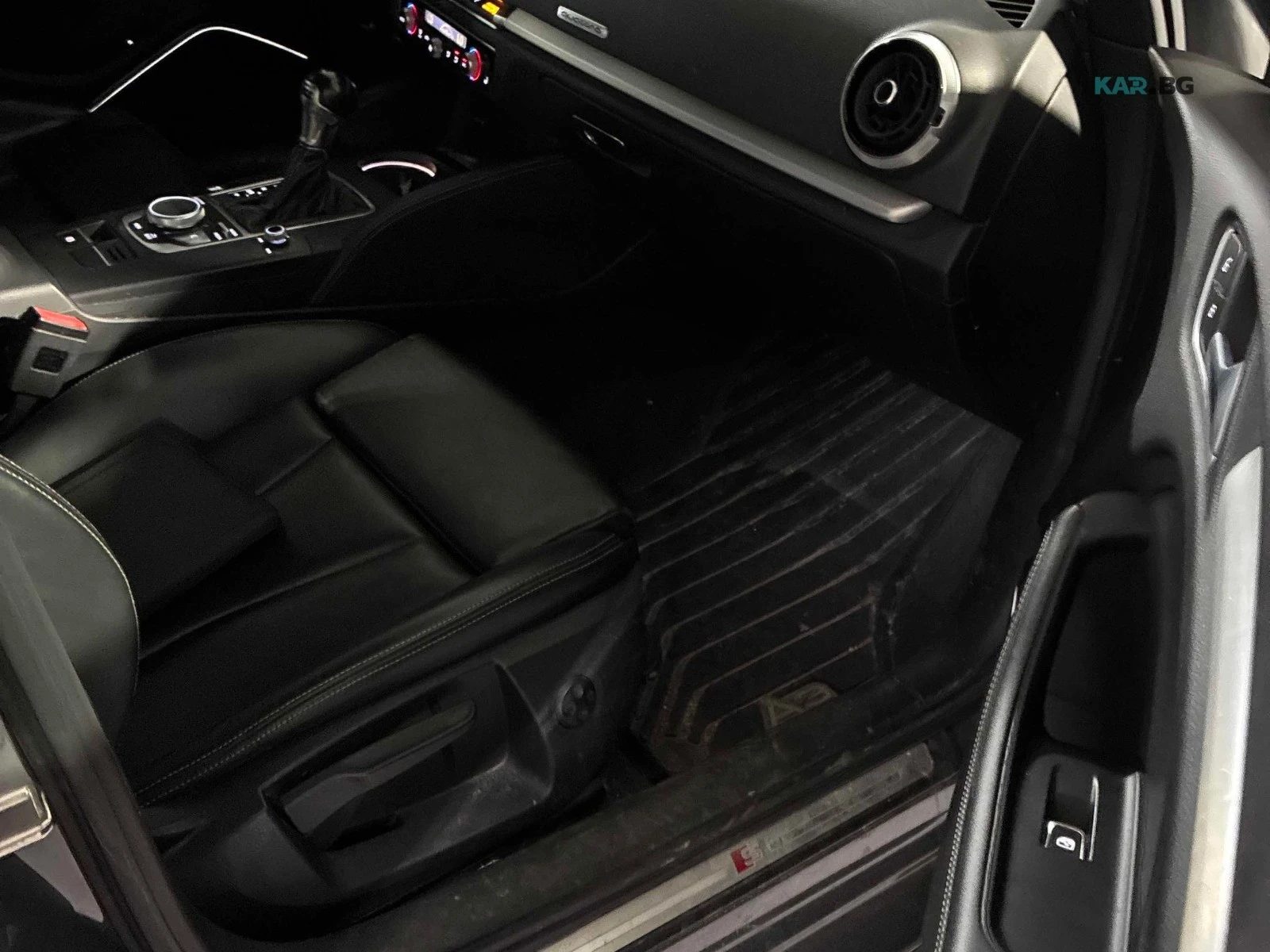 Audi S3 Автокредит Цена до България, снимка 9 - Автомобили и джипове - 54794759