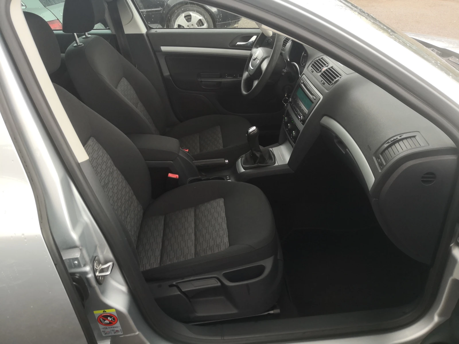 Skoda Octavia 1.8TSi 160�.�. 2012�. ���� 5 , 187000��. | Mobile.bg � ����������� 9
