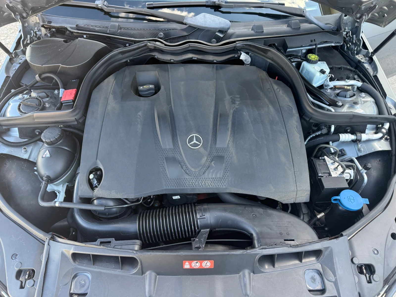 Mercedes-Benz C 220 2.2CDI, снимка 15 - Автомобили и джипове - 54976246