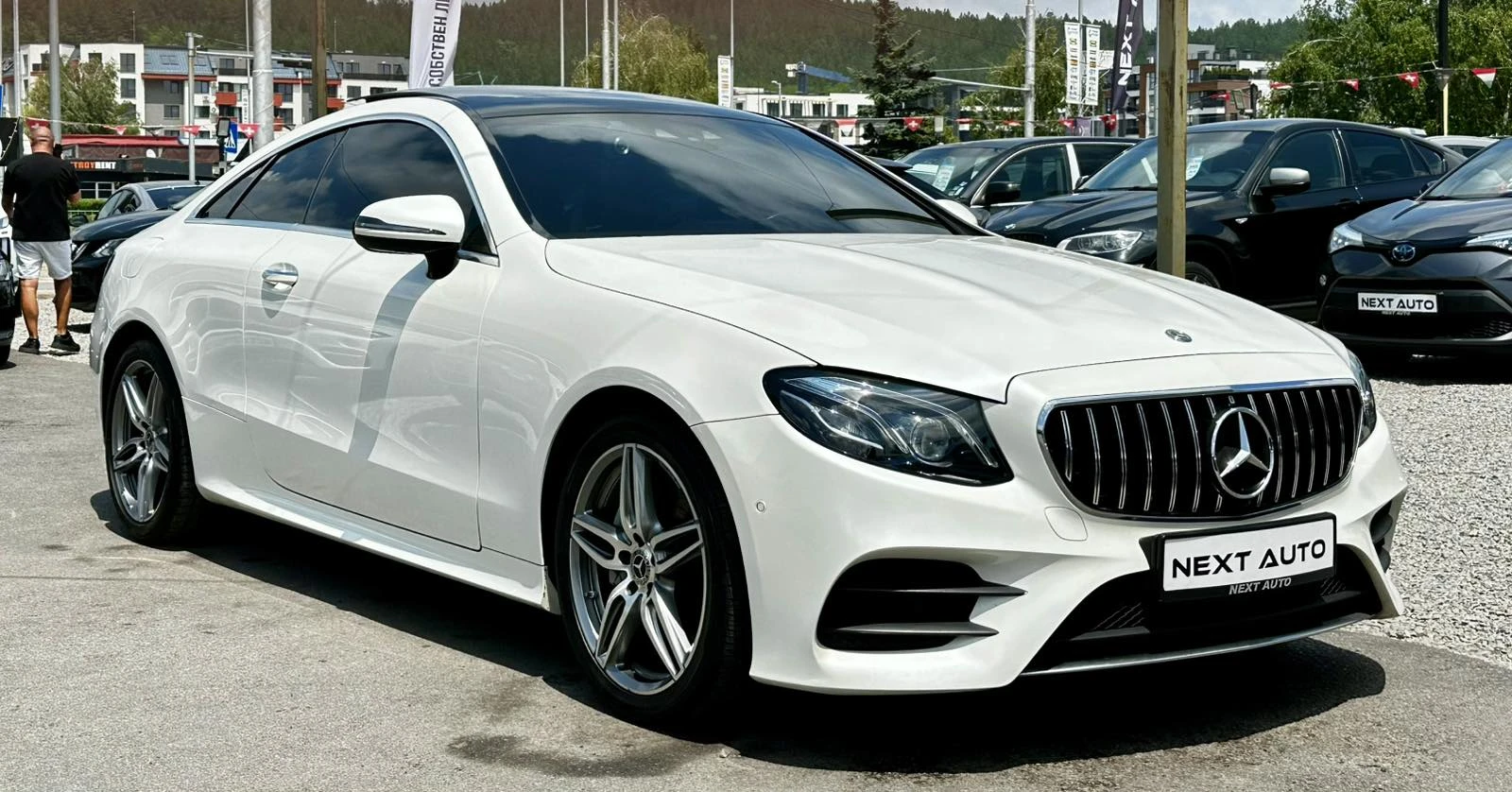 Mercedes-Benz E 220 CDI 194HP E6B AMG PANO NAVI BLIND SPOT, снимка 3 - Автомобили и джипове - 55146859