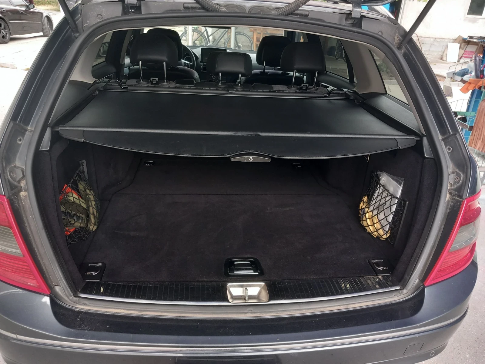 Mercedes-Benz C 220, снимка 5 - Автомобили и джипове - 55173479