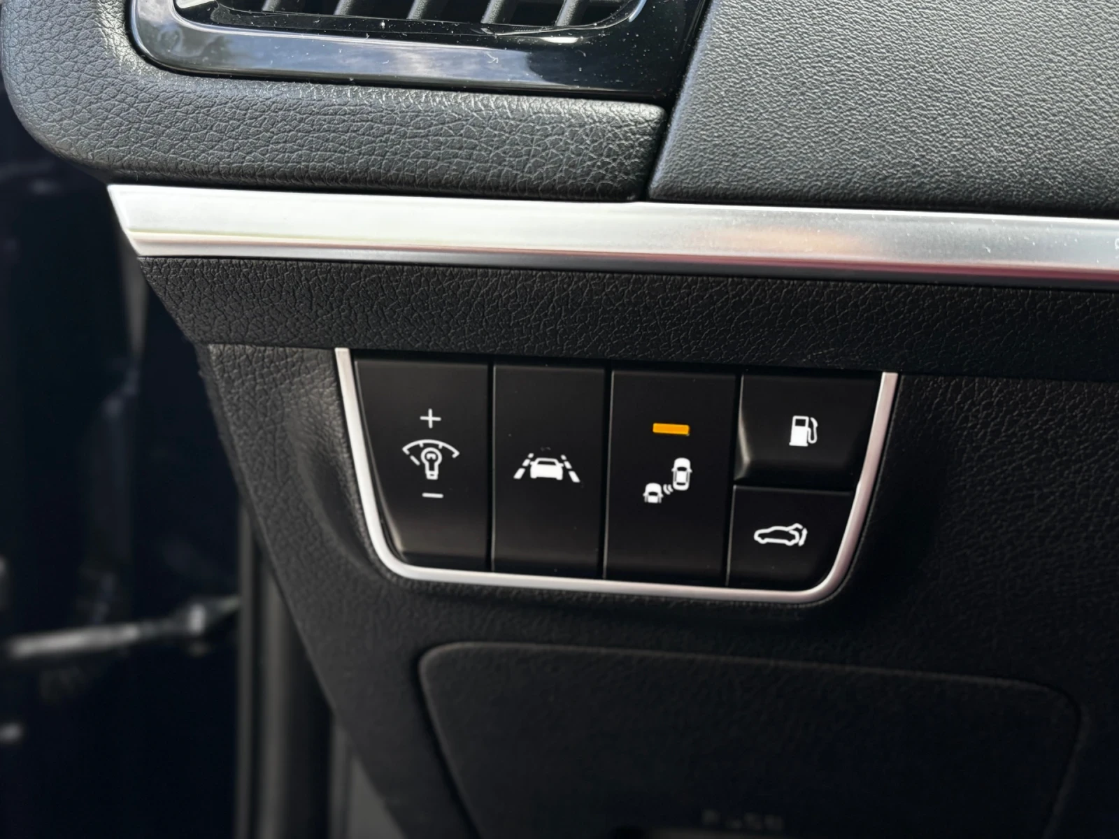 Kia Stinger 3.3 Bi-Turbo, снимка 12 - Автомобили и джипове - 55383912