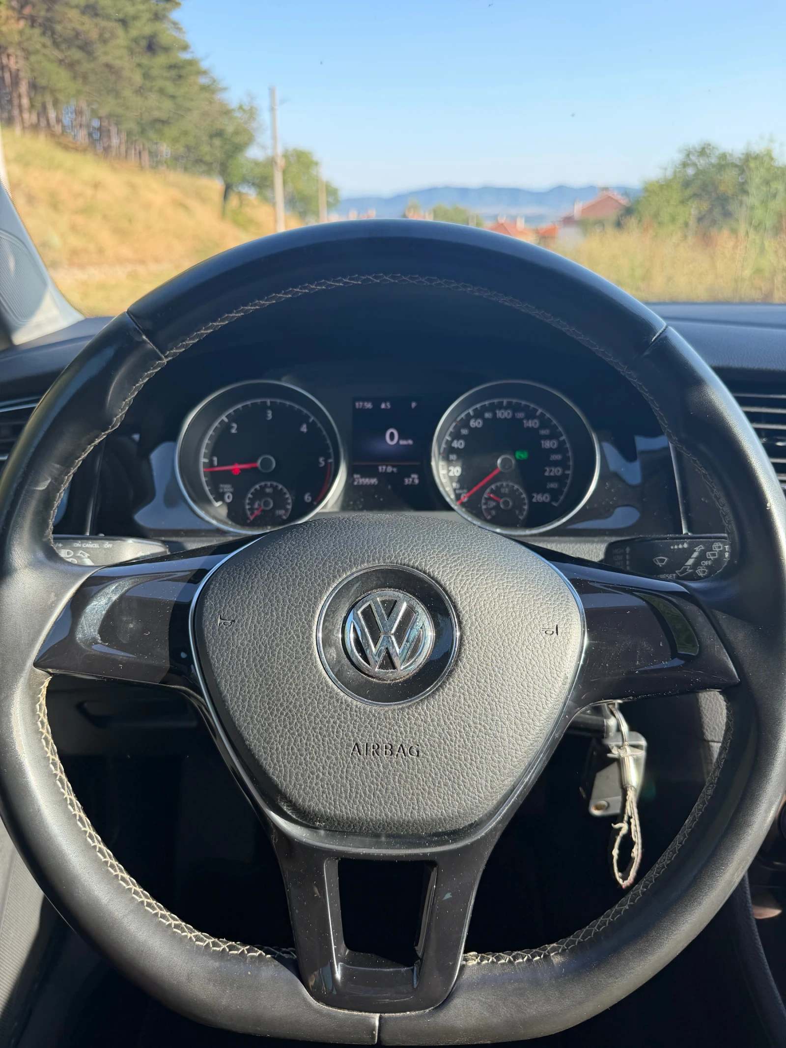 VW Golf 2.0 tdi CUP, снимка 12 - Автомобили и джипове - 55424620