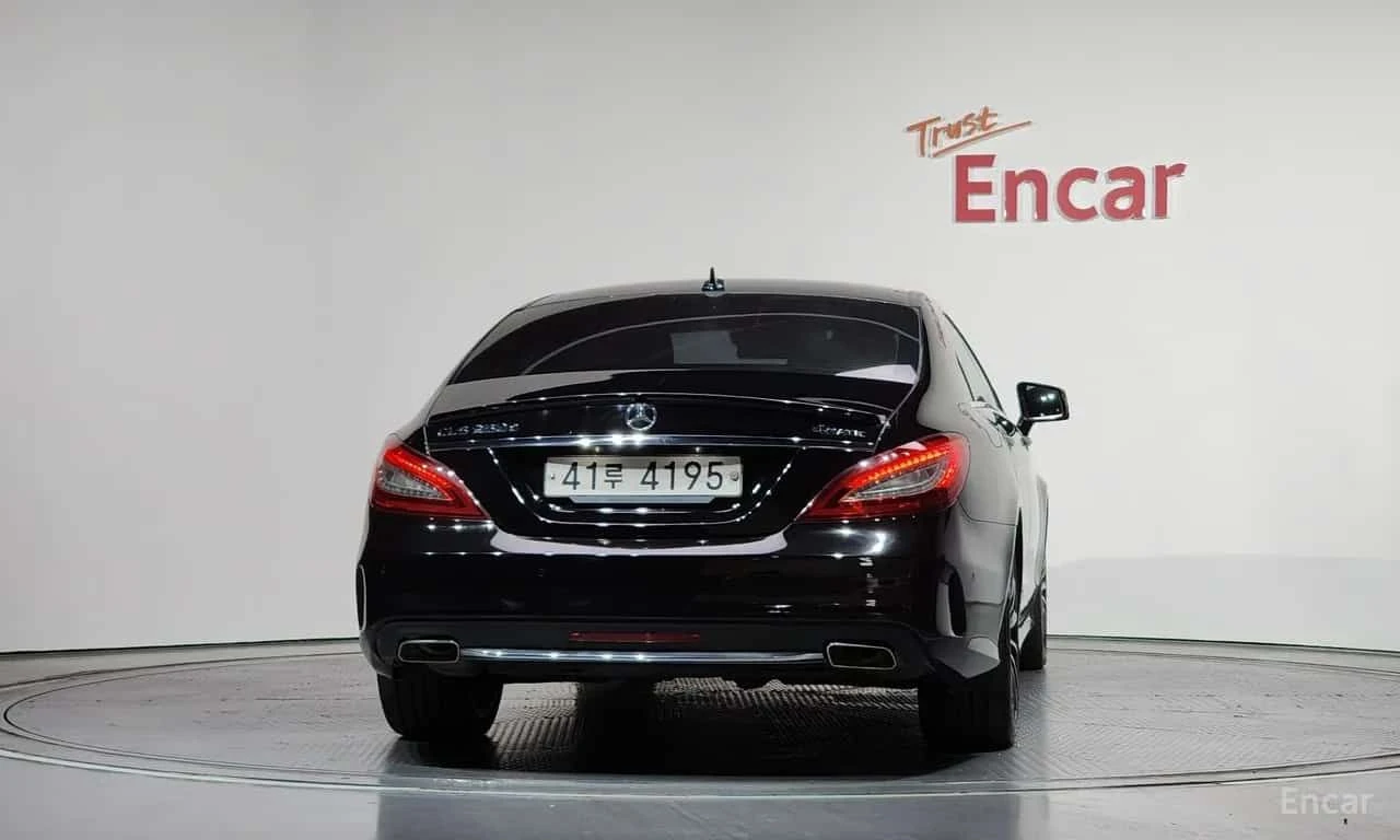 Mercedes-Benz CLS 250 4MATIC AMG Line, снимка 4 - Автомобили и джипове - 55707988