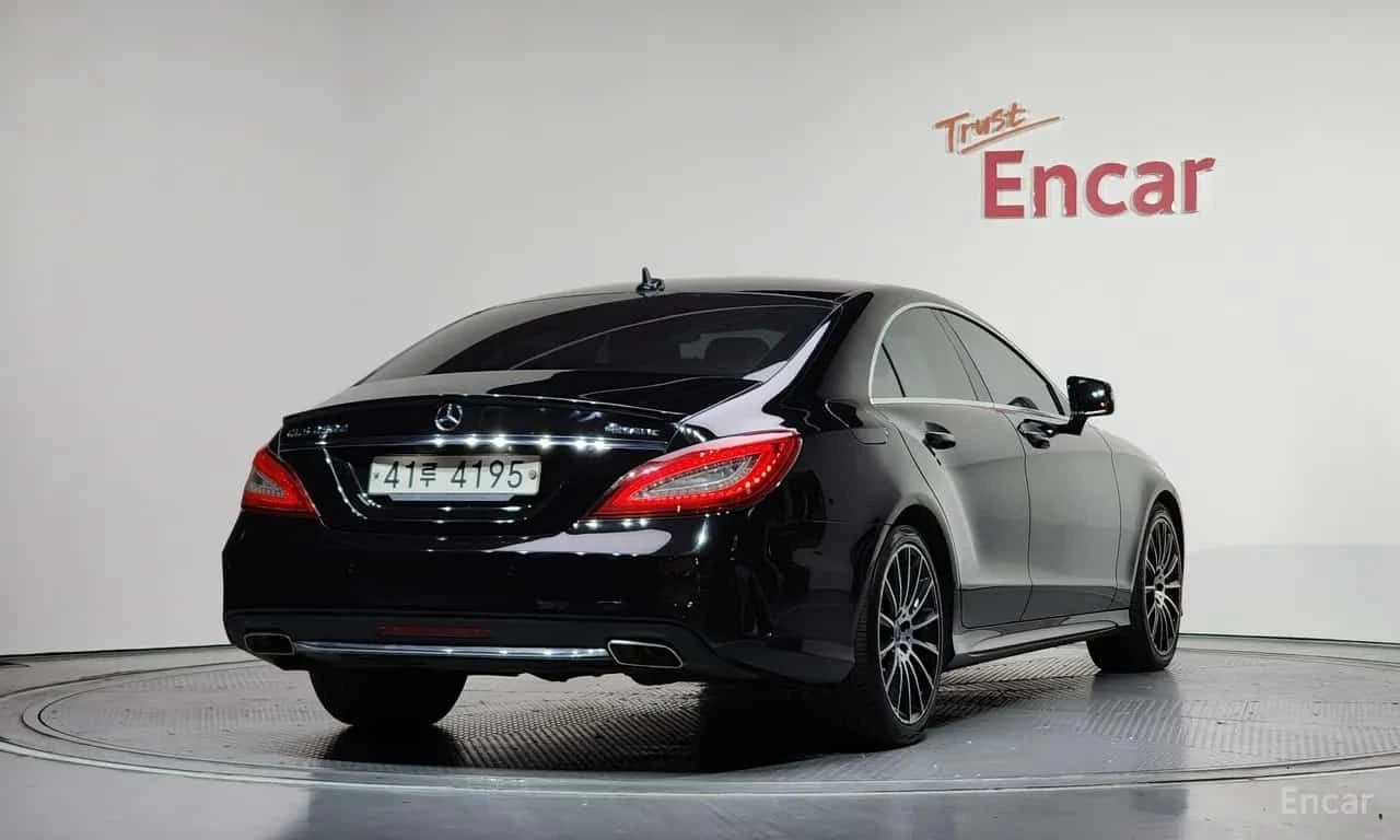 Mercedes-Benz CLS 250 4MATIC AMG Line, снимка 2 - Автомобили и джипове - 55707988