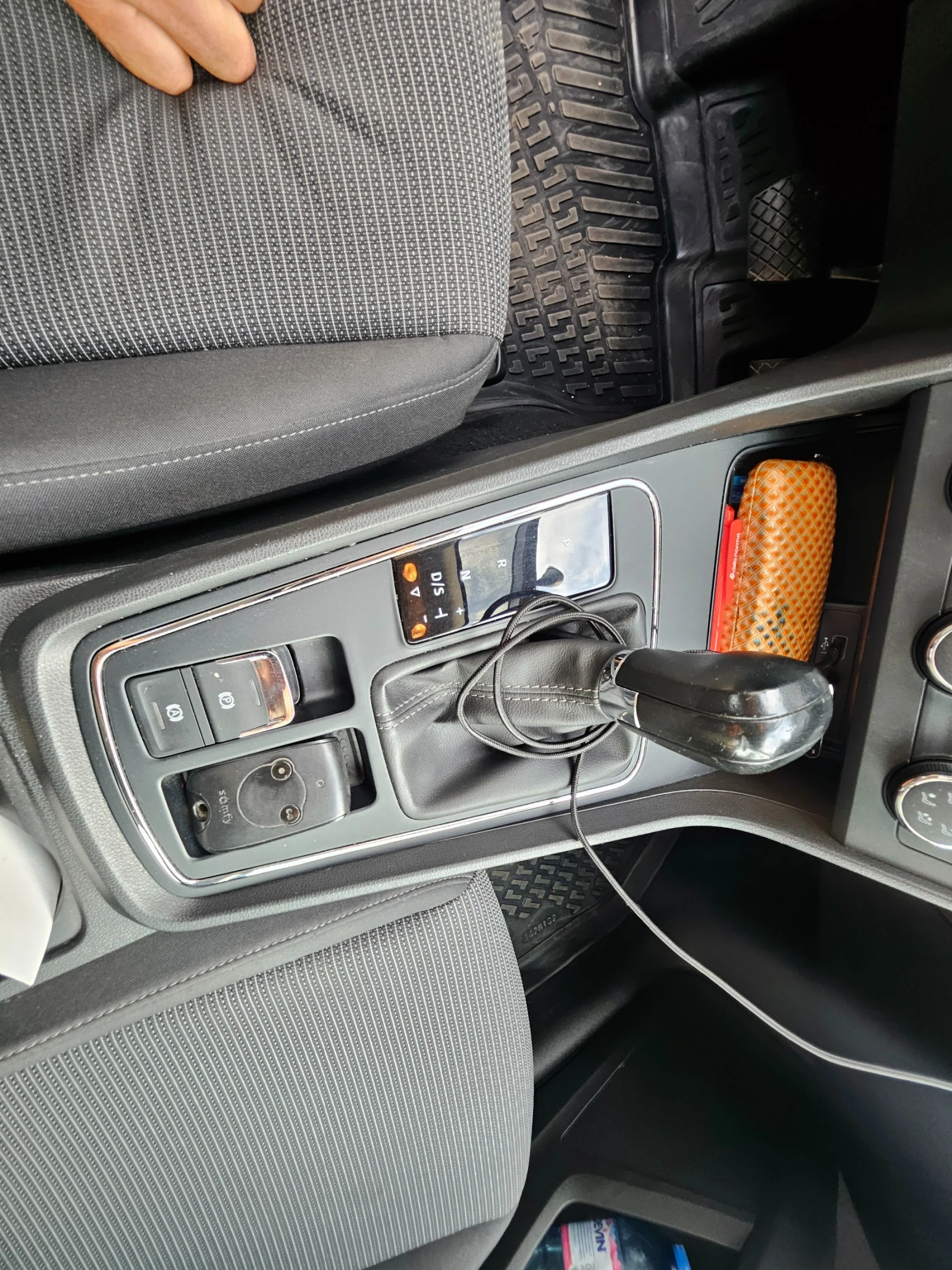Seat Leon, снимка 9 - Автомобили и джипове - 55925788