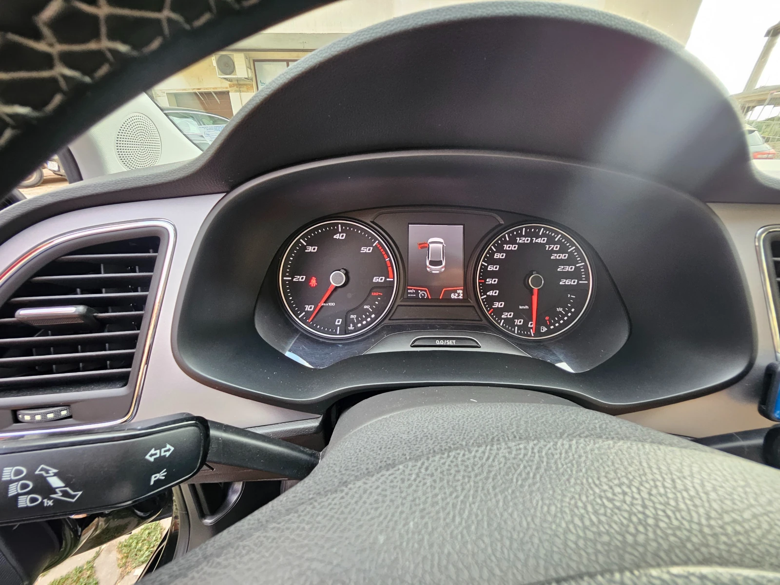 Seat Leon, снимка 4 - Автомобили и джипове - 55925788