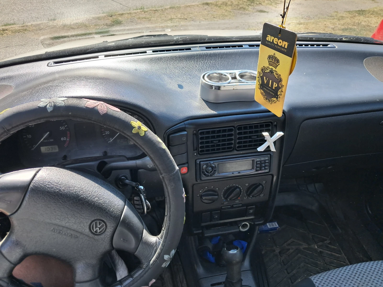 VW Polo 1.4, снимка 7 - Автомобили и джипове - 56136899