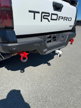 Toyota Tacoma 4WD TRD Sport Hybrid Double Cab 5' Bed AT, снимка 9
