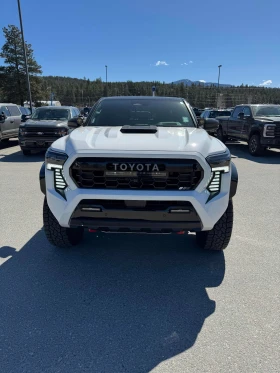 Toyota Tacoma 4WD TRD Sport Hybrid Double Cab 5' Bed AT, снимка 5