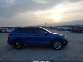 VW Tiguan 2.0l Volkswagen 2.0T S* СТАВА НА ГАЗ* , снимка 13