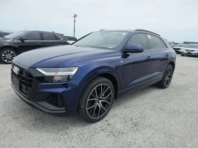 ������ Audi Q8