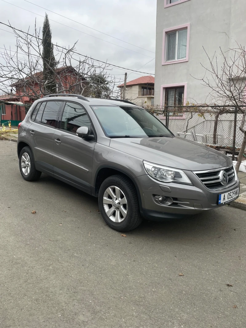 VW Tiguan, снимка 1 - Автомобили и джипове - 48237114