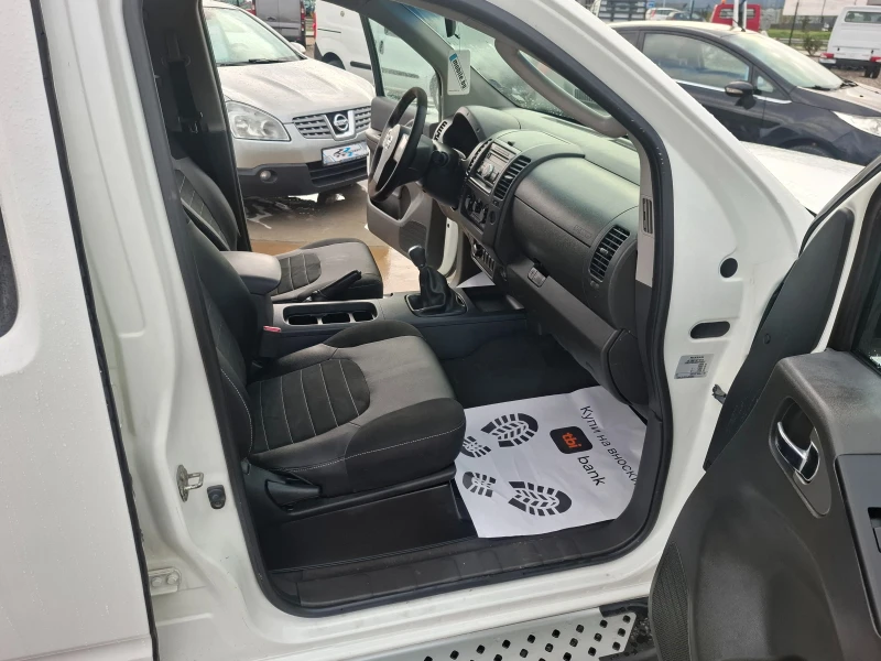 Nissan Navara 2.5/190к.с./Клима, снимка 12 - Автомобили и джипове - 52689772