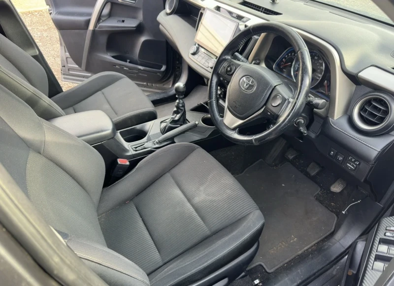 Toyota Rav4 2.2d4d 150 кс На части!, снимка 7 - Автомобили и джипове - 53289978