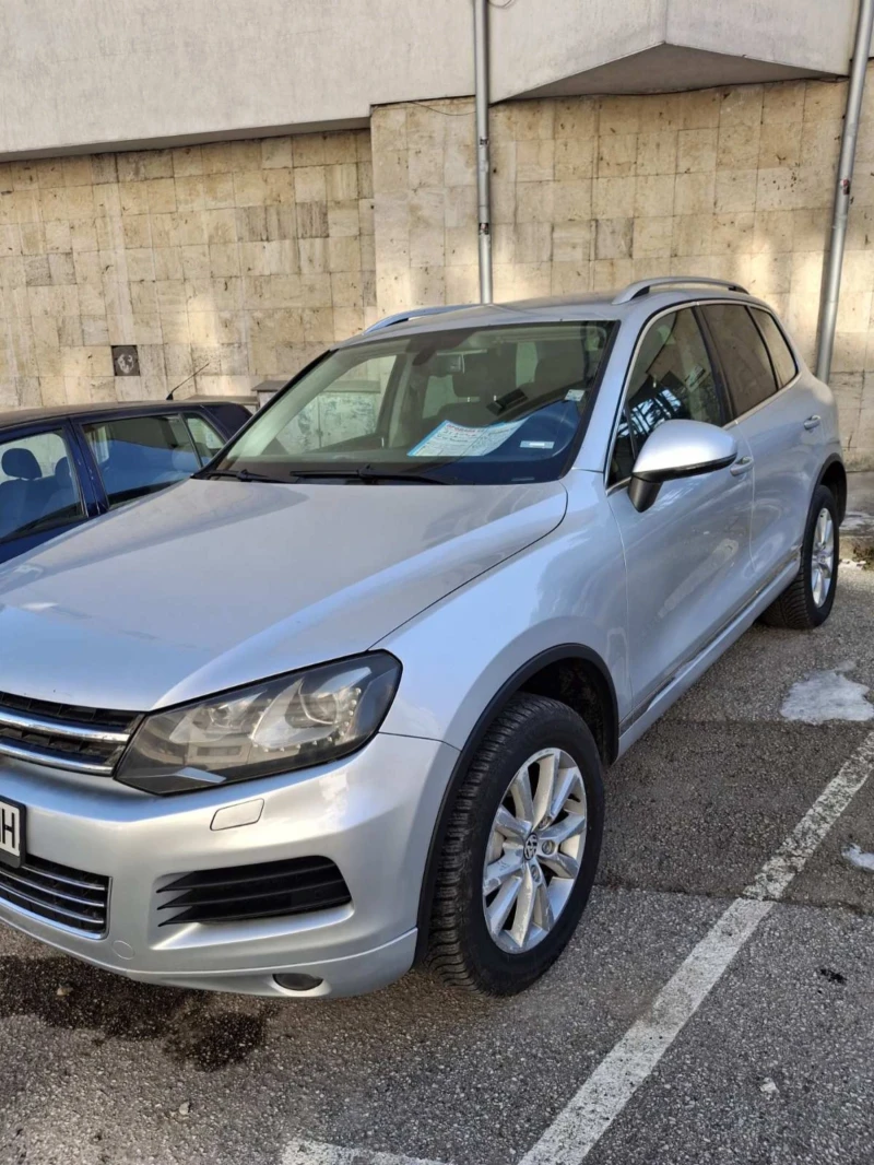 VW Touareg 3.0 дизел, снимка 3 - Автомобили и джипове - 53161959