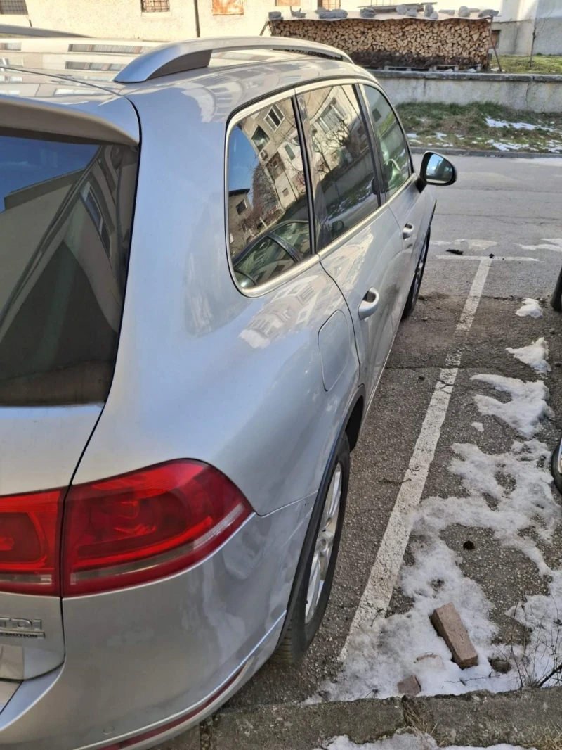 VW Touareg 3.0 дизел, снимка 4 - Автомобили и джипове - 53161959