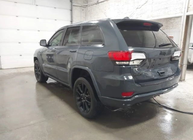 Jeep Grand cherokee ALTITUDE 4X4 ФИКСИРАНА ЦЕНА ДО БЪЛГАРИЯ!, снимка 4 - Автомобили и джипове - 48589862