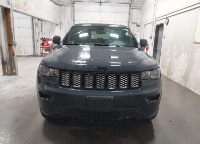 Jeep Grand cherokee ALTITUDE 4X4 ФИКСИРАНА ЦЕНА ДО БЪЛГАРИЯ!, снимка 5 - Автомобили и джипове - 48589862