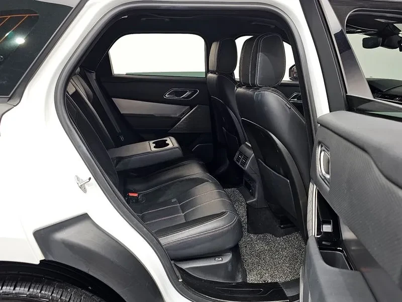 Land Rover Range Rover Velar, снимка 12 - Автомобили и джипове - 54515150