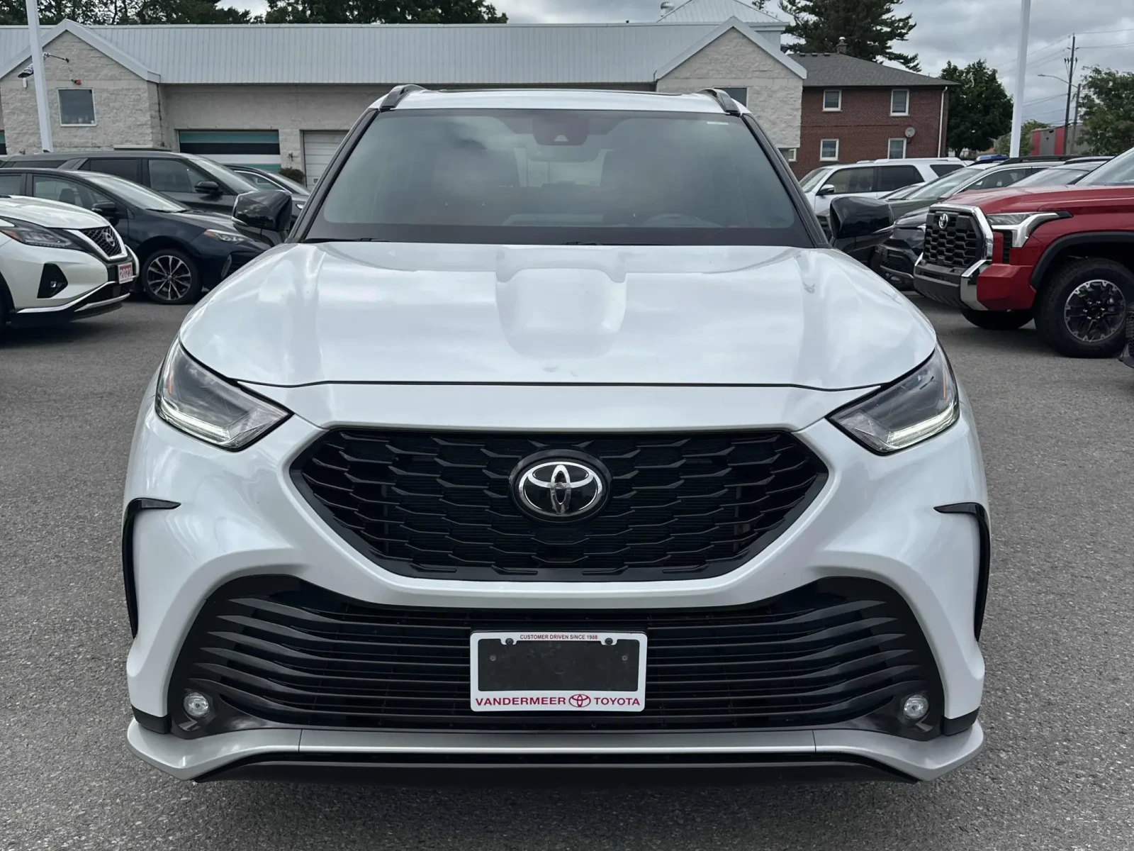 Toyota Highlander  - изображение 8