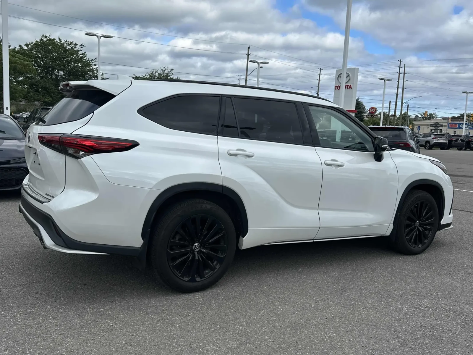 Toyota Highlander  - изображение 5