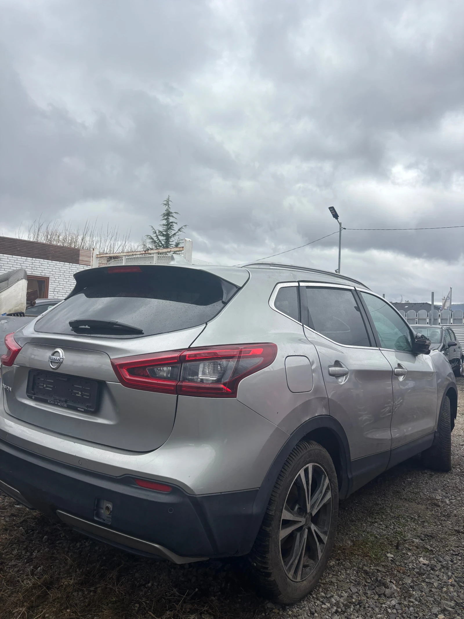 Nissan Qashqai  1.5DCI, NAVI+ CAMERA-360 - изображение 4
