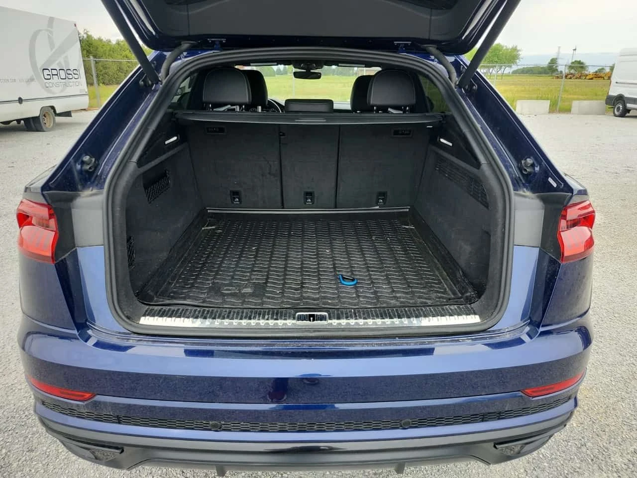 Audi Q8 * PROGRESSIV * CARFAX * ��� ������������ ������ | Mobile.bg � ����������� 13