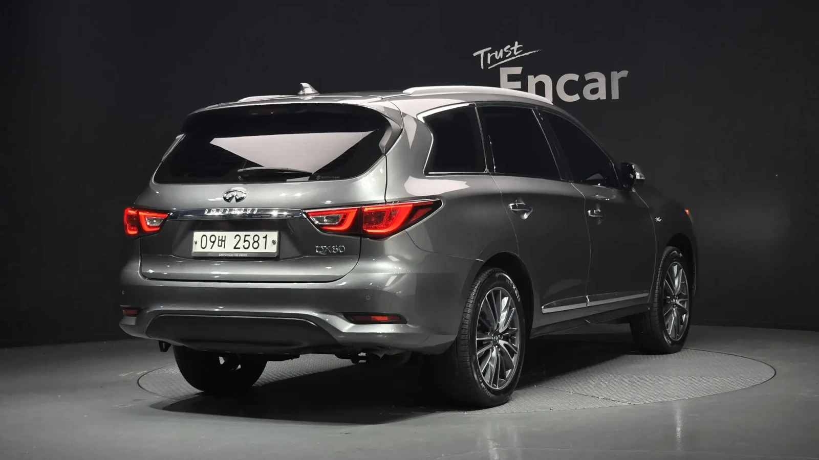 Infiniti QX60 3.5 4X4, снимка 3 - Автомобили и джипове - 54818647
